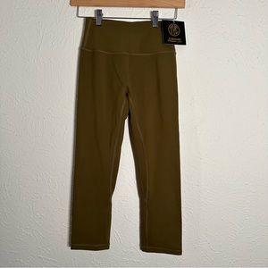 TYC XS Army Green Scrunch Butt Capris Butter Soft Material NWT